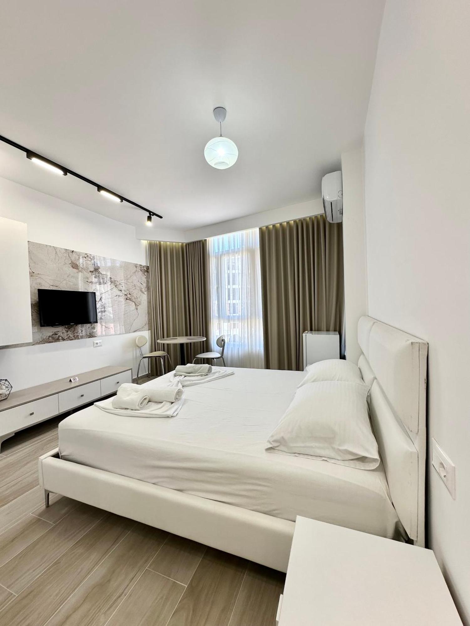 Al Mare Rooms Sarande Ngoại thất bức ảnh
