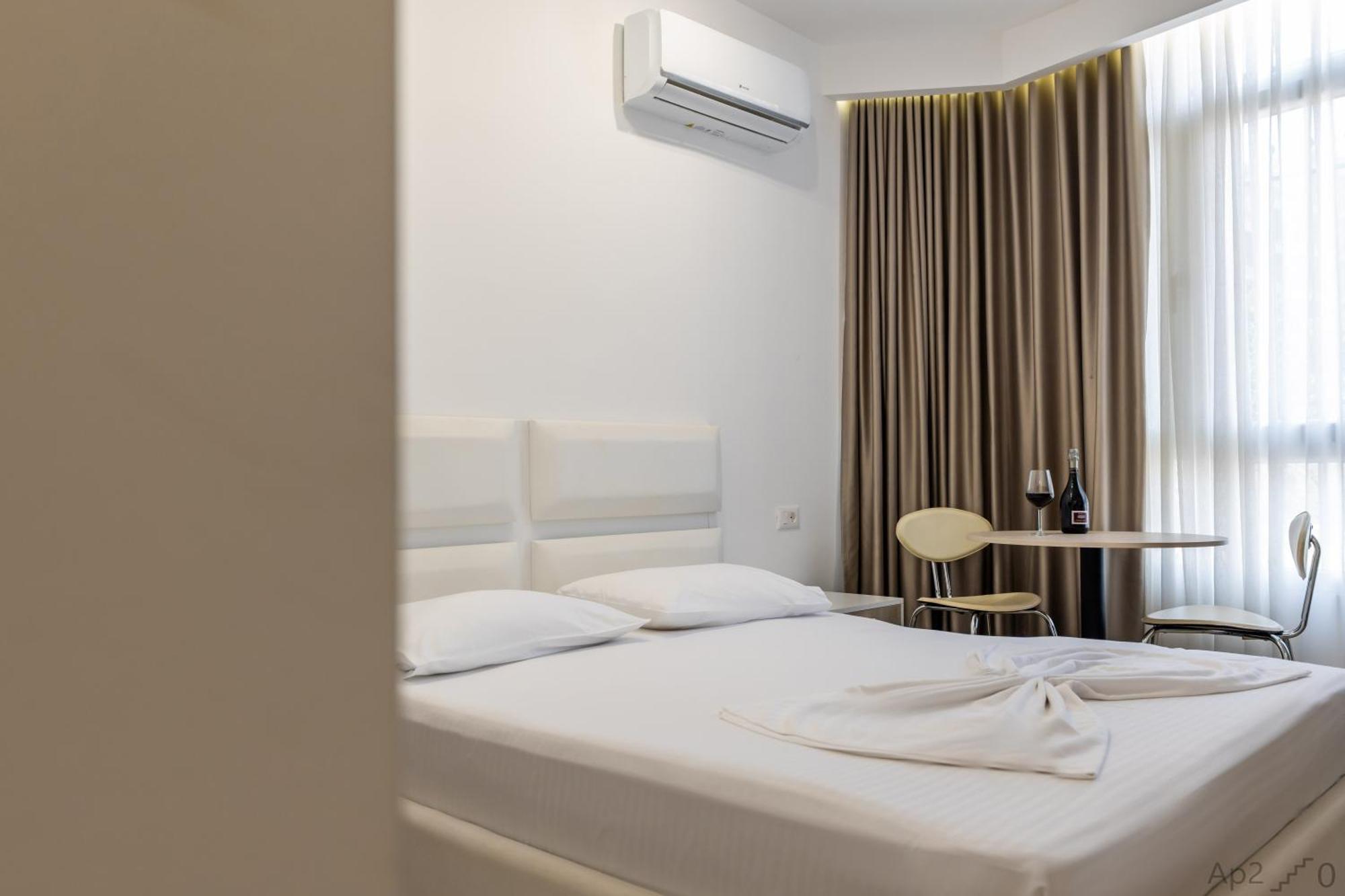 Al Mare Rooms Sarande Ngoại thất bức ảnh