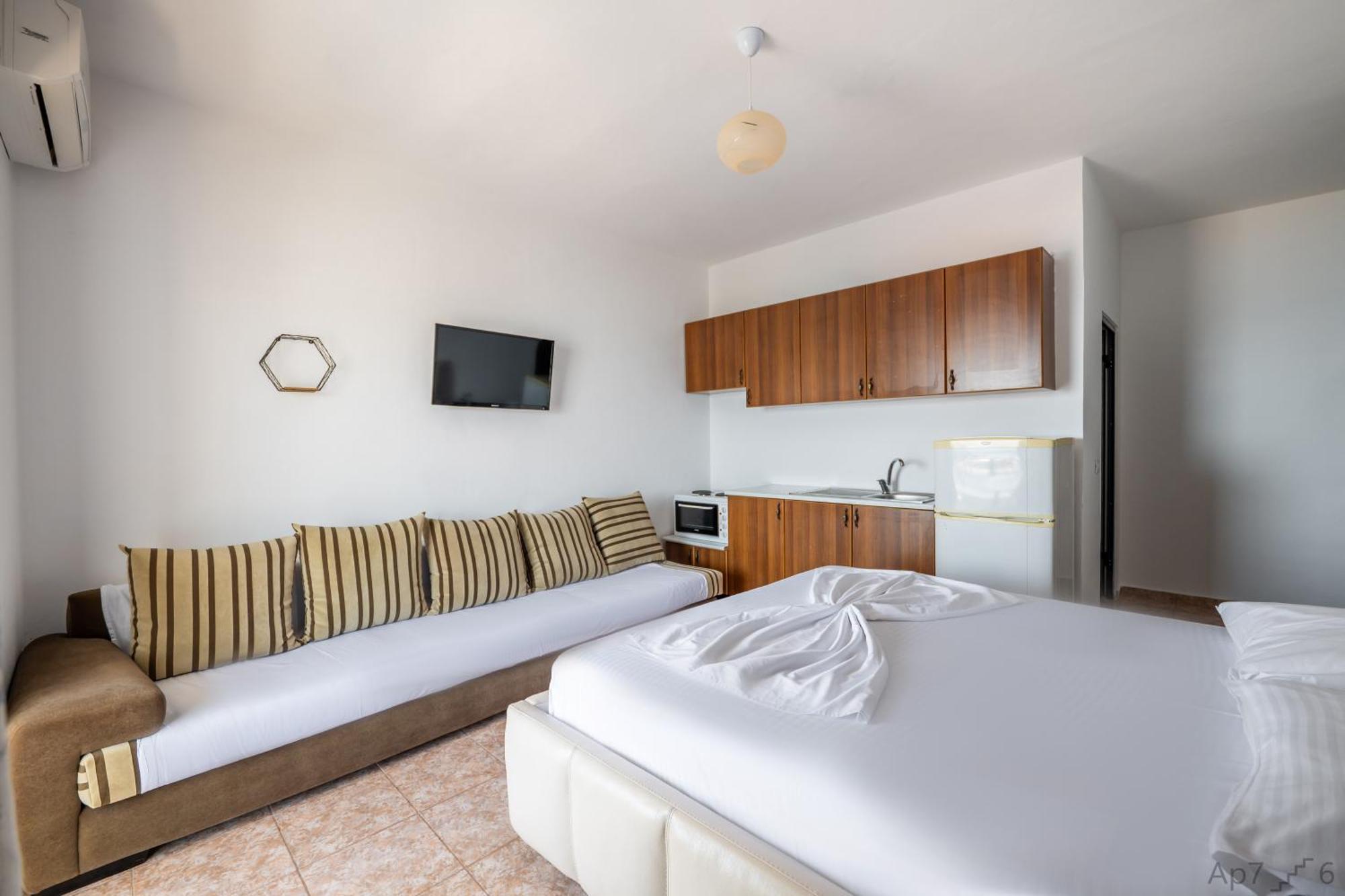 Al Mare Rooms Sarande Ngoại thất bức ảnh