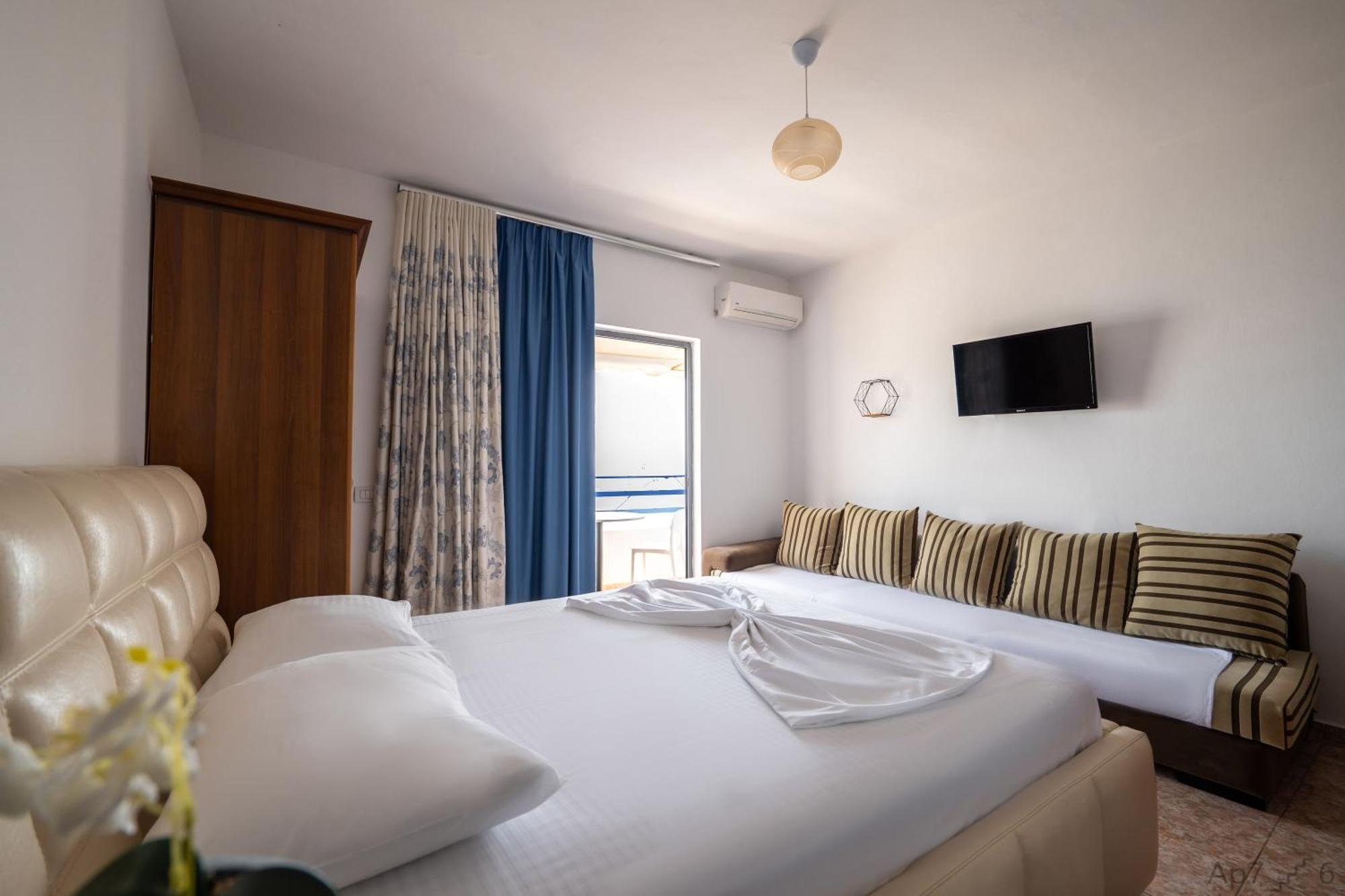 Al Mare Rooms Sarande Ngoại thất bức ảnh